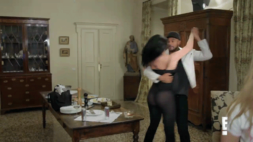 rs_500x281-161128142134-mariahs-world-mariah-carey-11